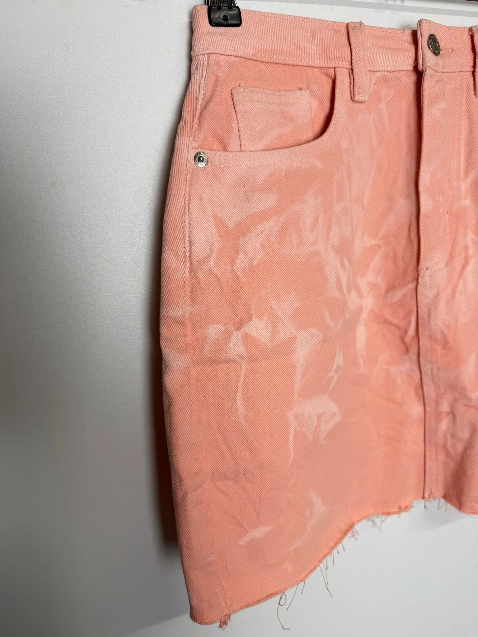 BNWT Missguided Pink Denim Skirt Size 6