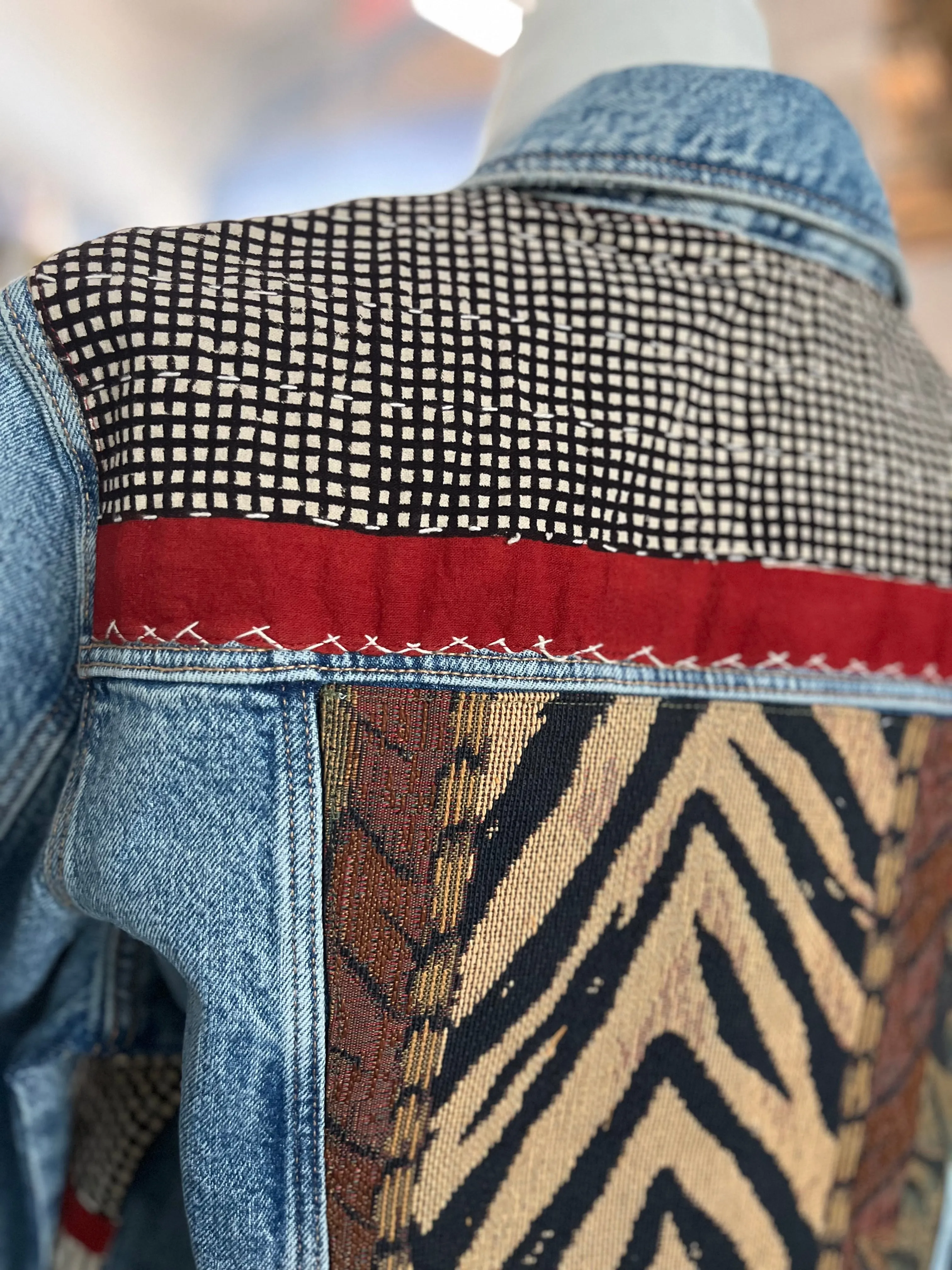 DENIM SHIRT JACKET - SIZE MED - LARGE