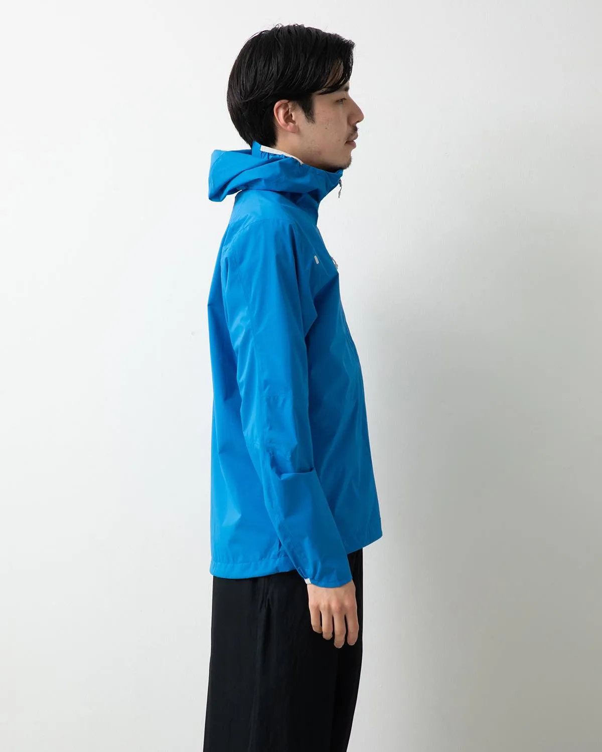 DOWNPOUR TRAIL LIGHT JACKET