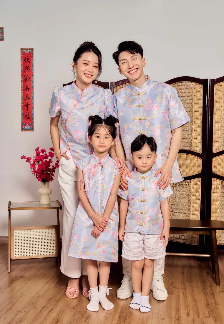 Feng Yi  Asymmetrical Cheongsam Top (Blue)