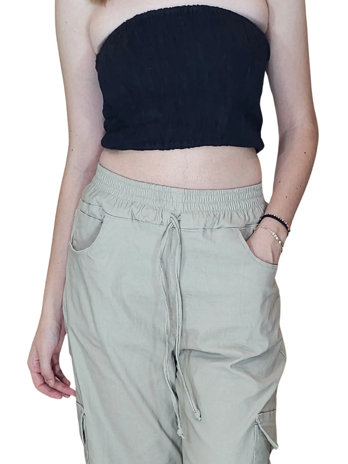 Khaki Oversized Cargo Pants – Stretchable & Trendy