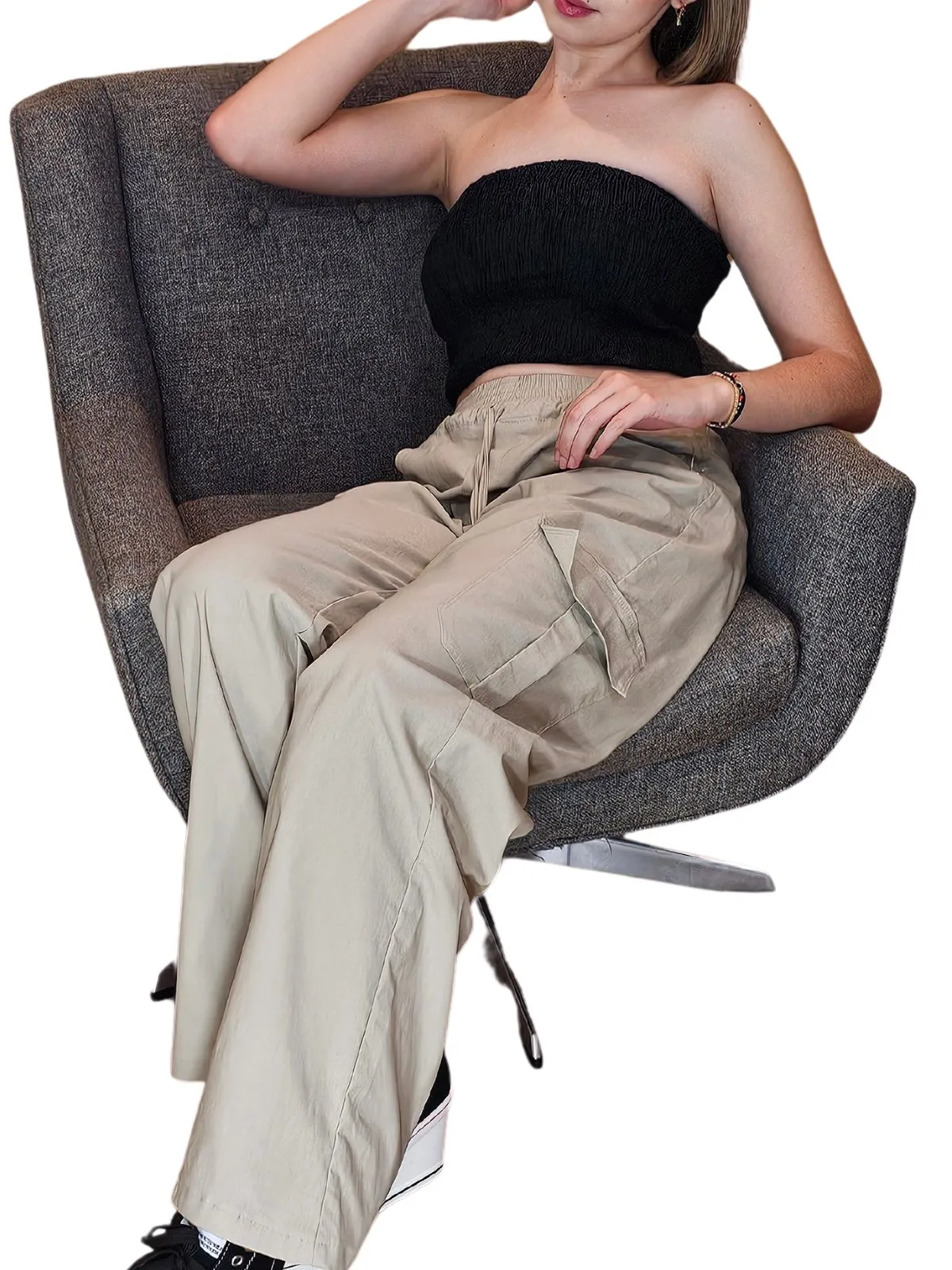 Khaki Oversized Cargo Pants – Stretchable & Trendy