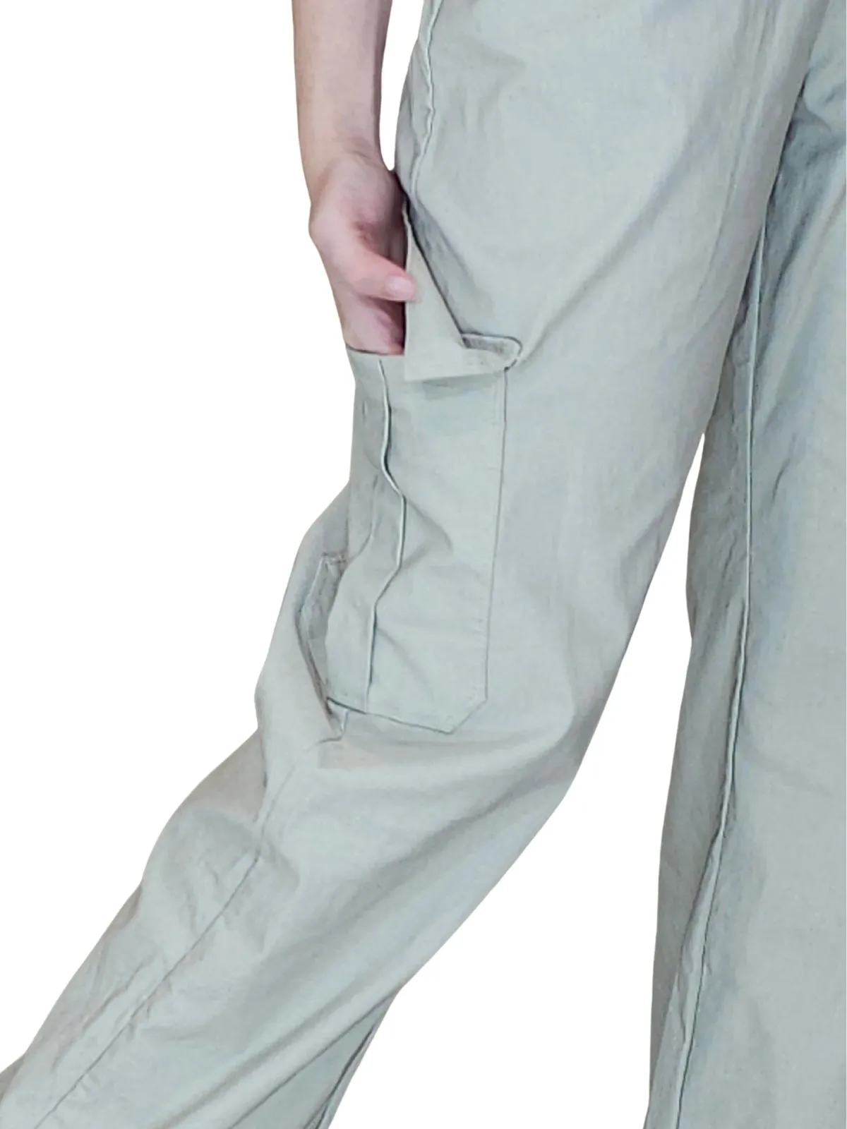 Khaki Oversized Cargo Pants – Stretchable & Trendy
